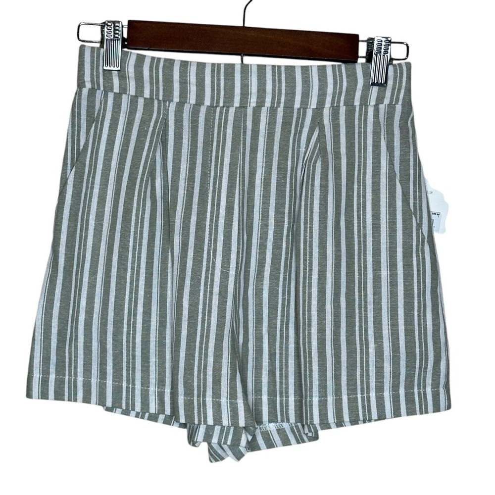 Altar’d State Stripe Shorts Linen Blend Pockets Mint Women’s Size Small New